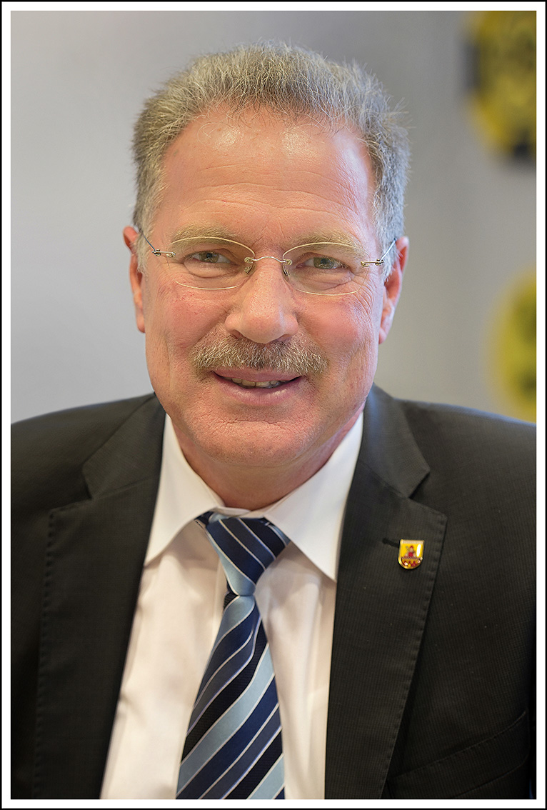 <b>Dieter Dzewas</b> Beisitzer - Vorstand-Dzewas
